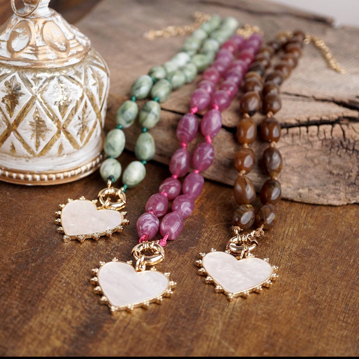 Amour Knot Necklace - 2 Colors