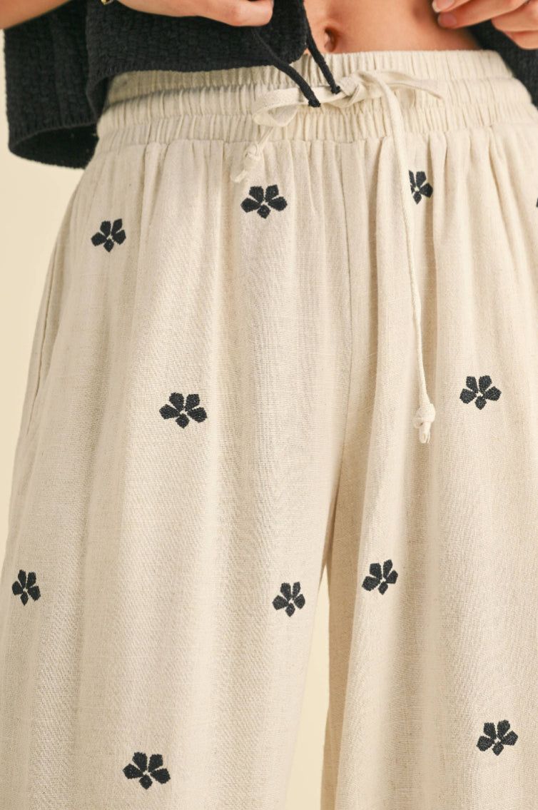 Lucky Embroidery Linen Pant