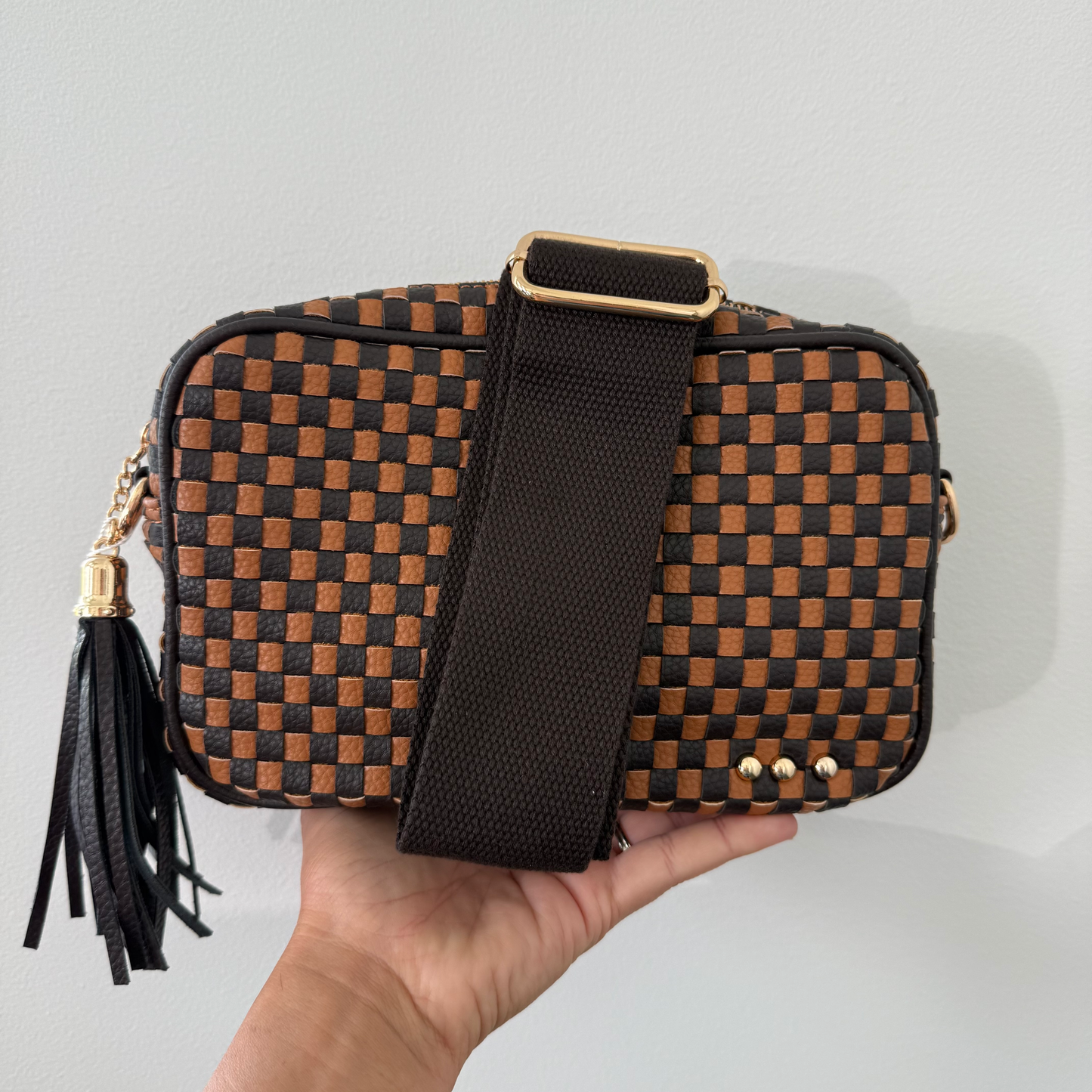 Willow Camera Crossbody Bag