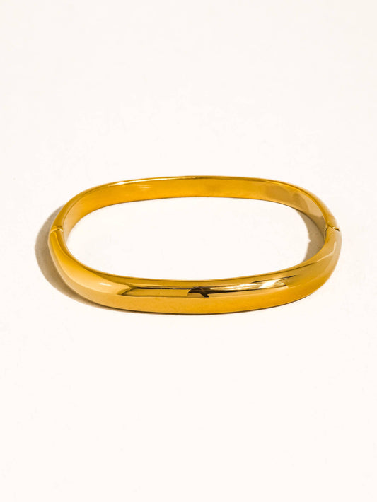 Renzi 18K Gold Non-Tarnish Classic Bangle: Yellow Gold