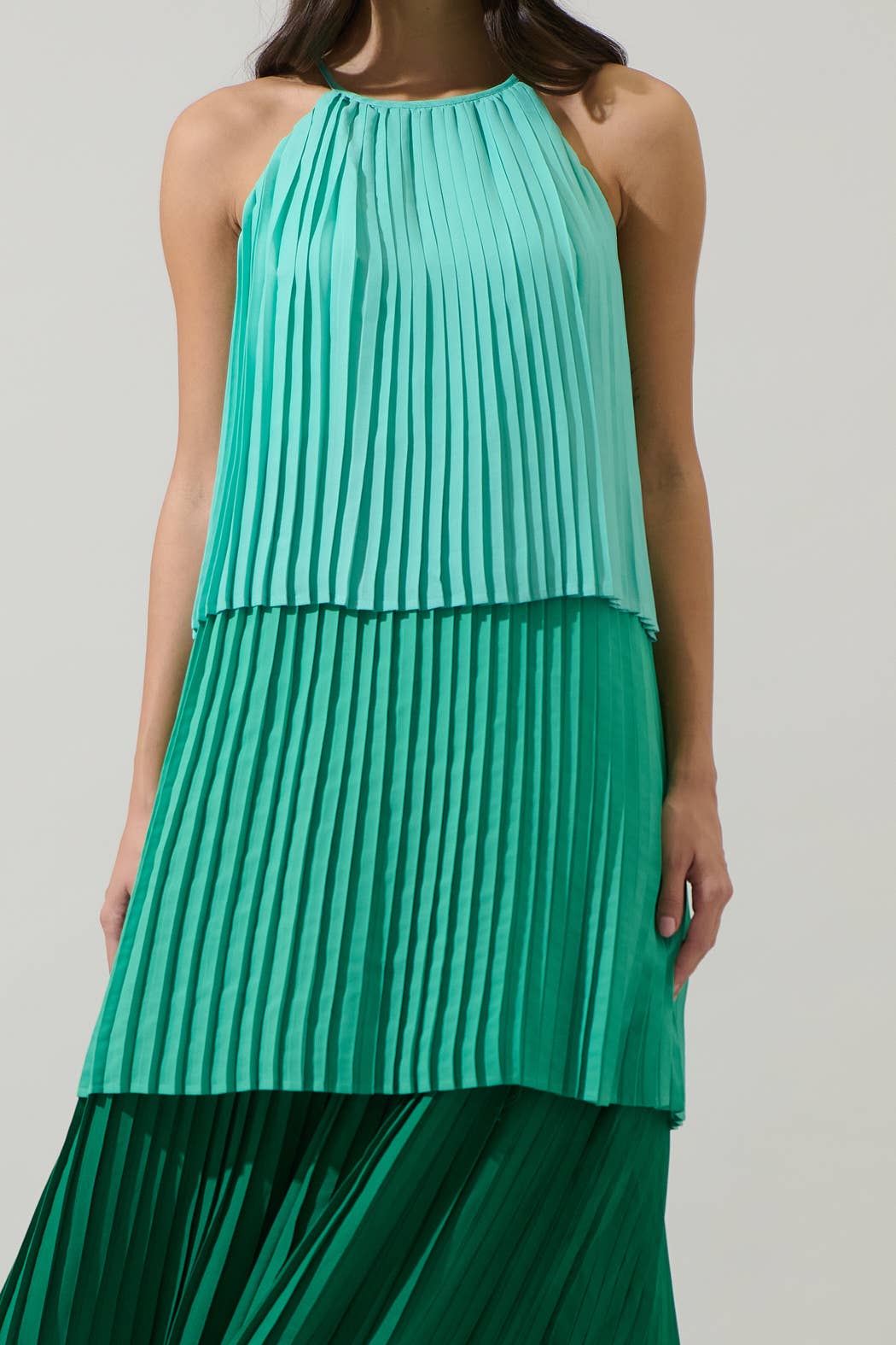 Sealy Pleated Tiered Midi Dress