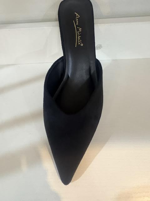 Barrier Kitten Heel - Black