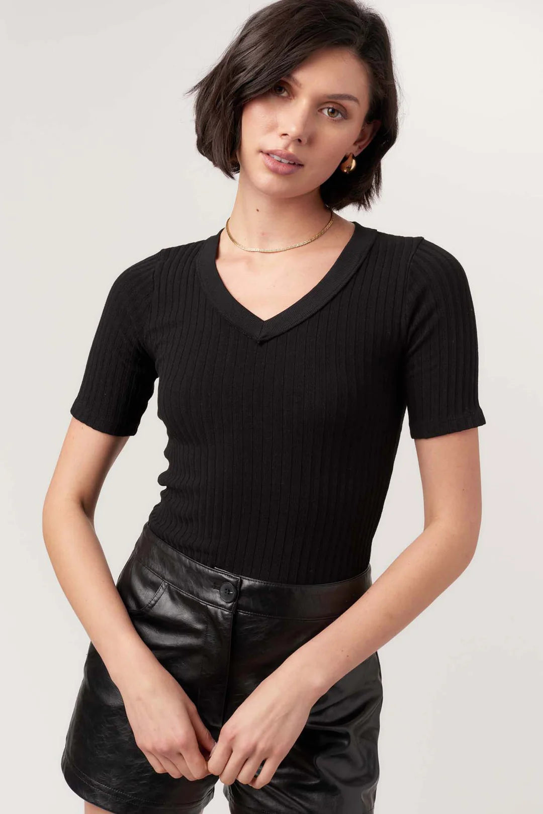 Brooks Elbow Sleeve V Neck Tee