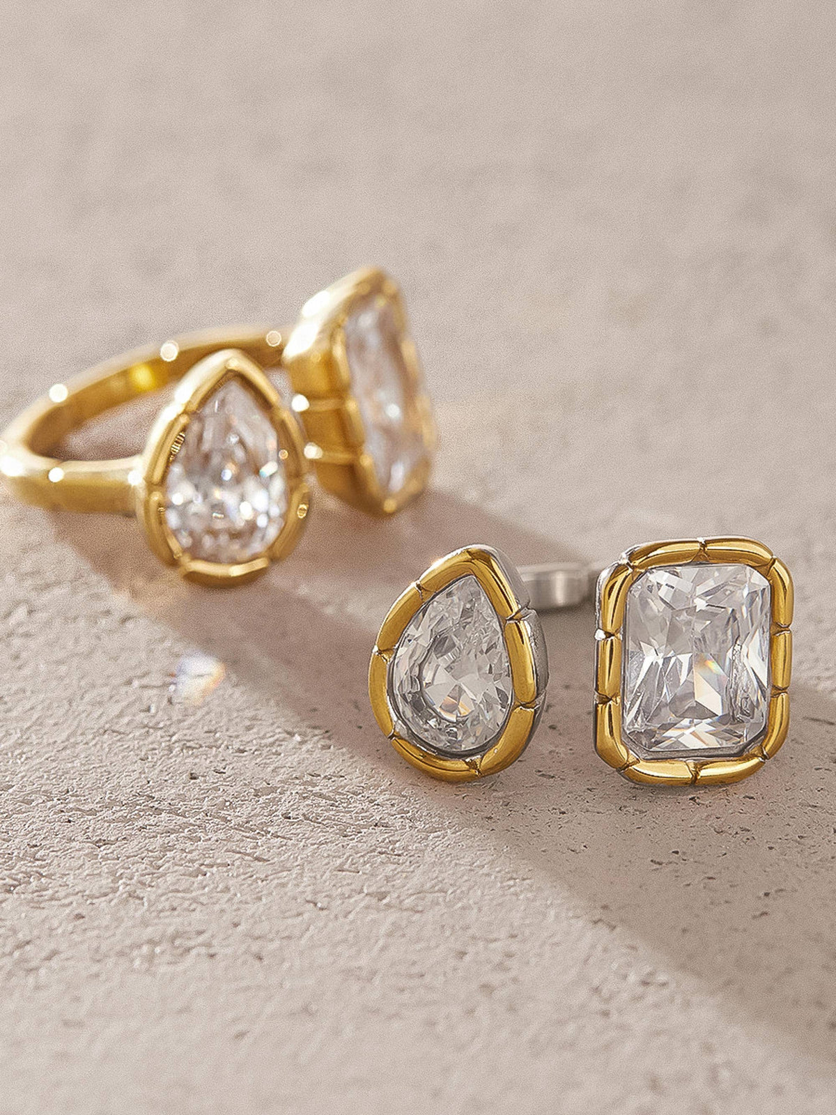 Serréa 18K Gold Adjustable Ring