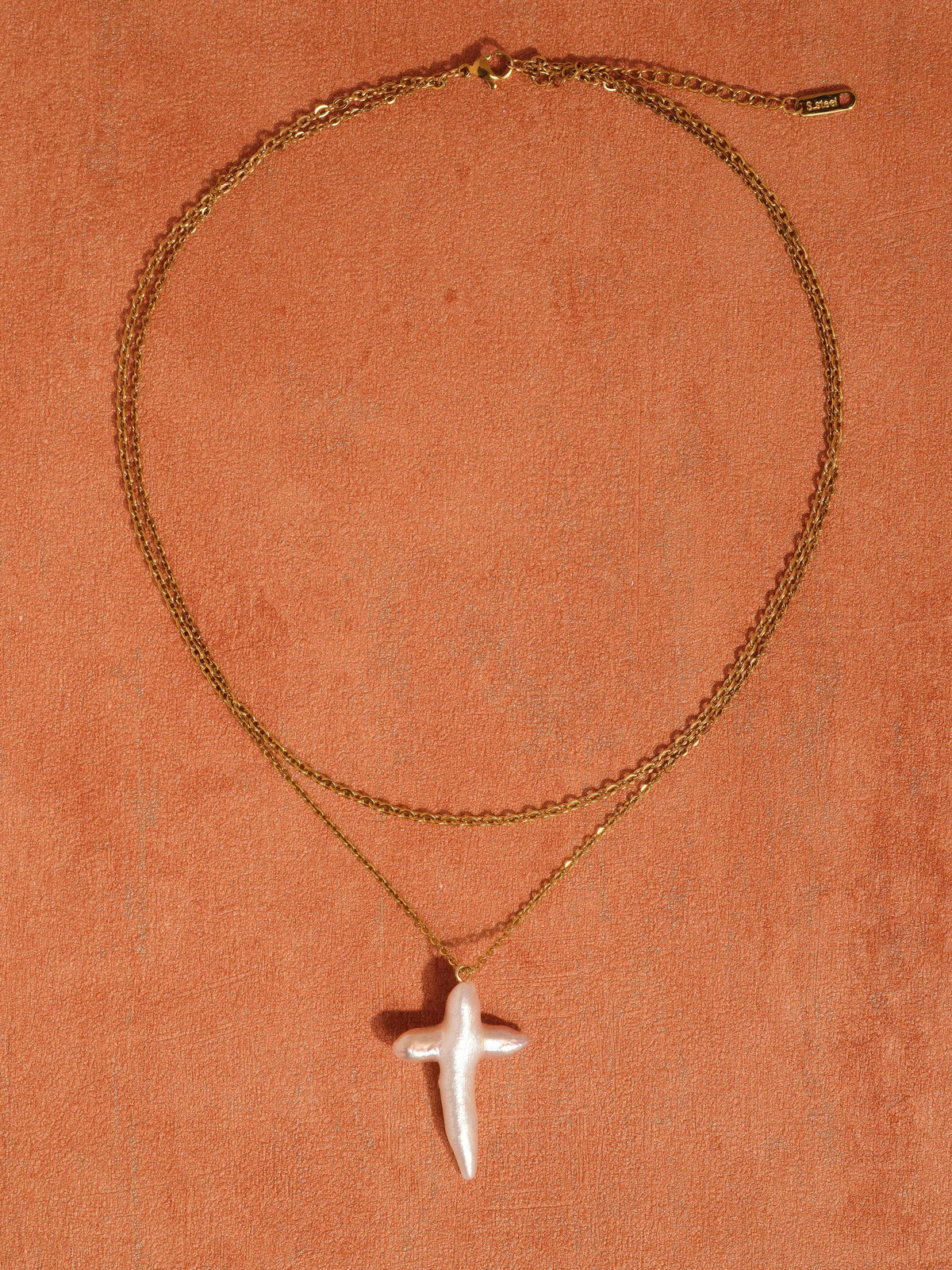 Aurise 18K Gold Freshwater Pearl Cross Necklace