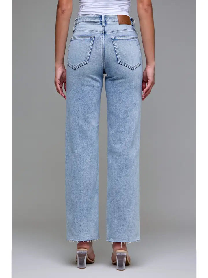 Ella Classic Straight