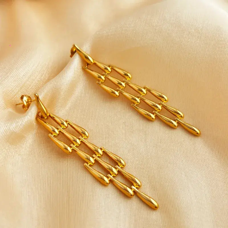 Gold Drop Elegant Drop Earrings
