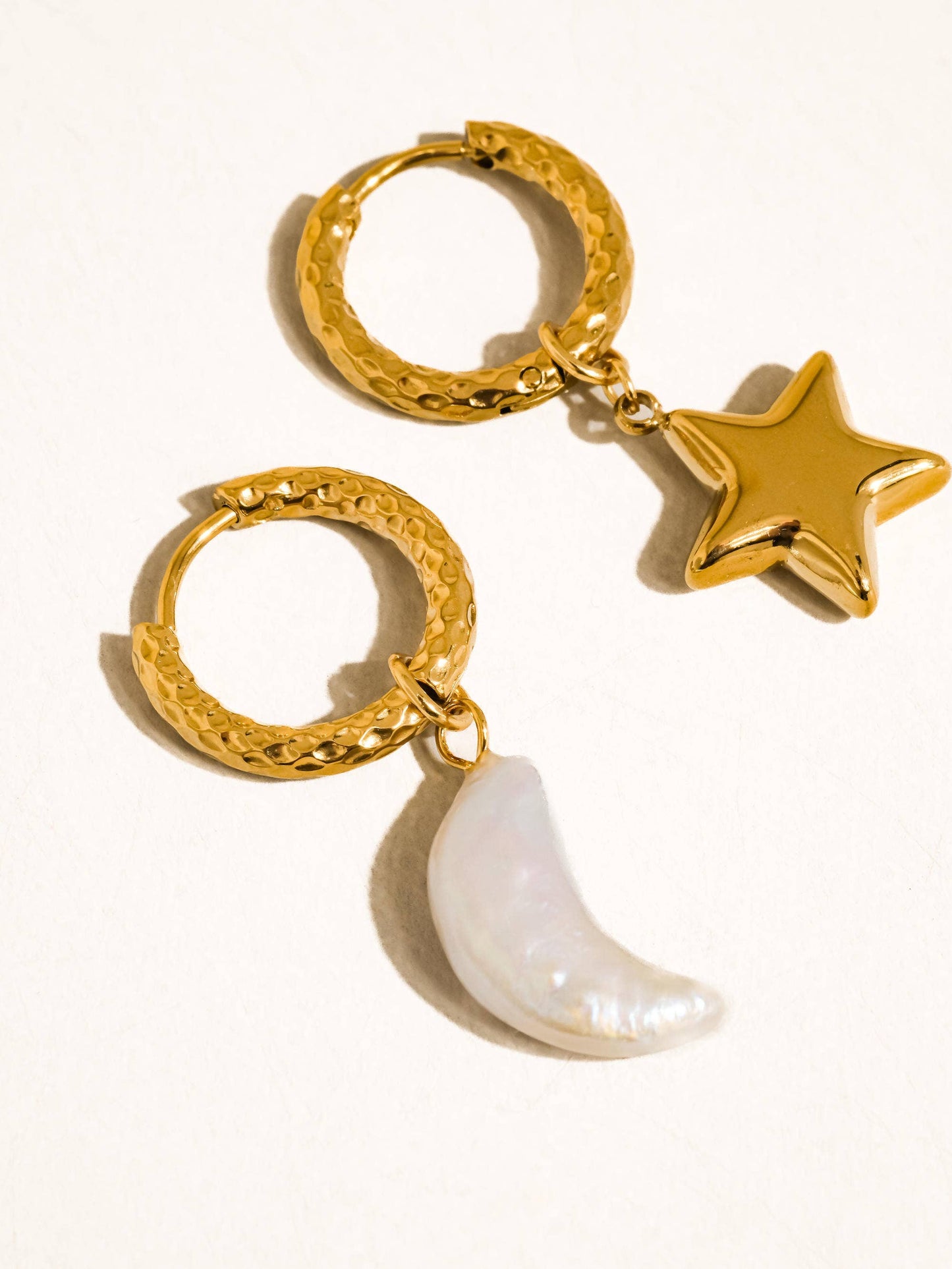 Mismatch Moon and Star Earring