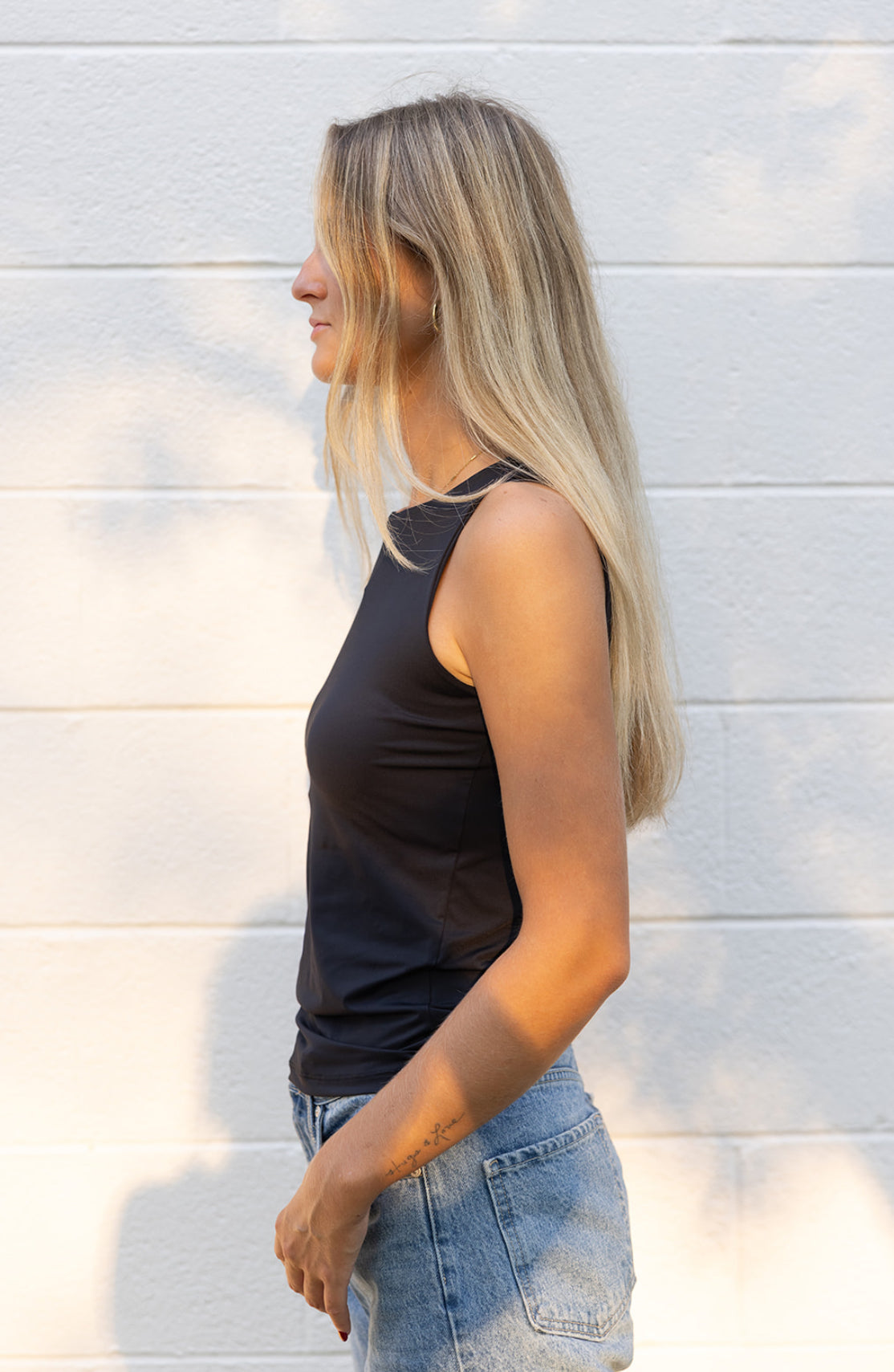 S Curve Tank - Black