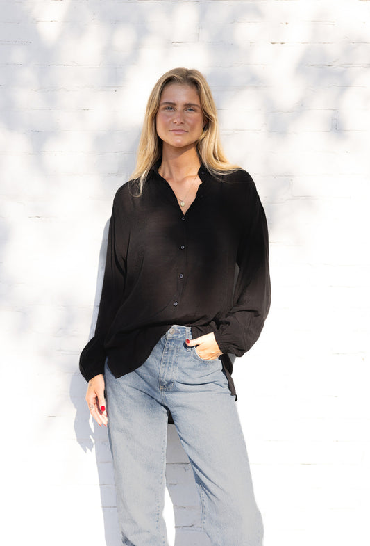 Channel Blvd. Blouse - Black