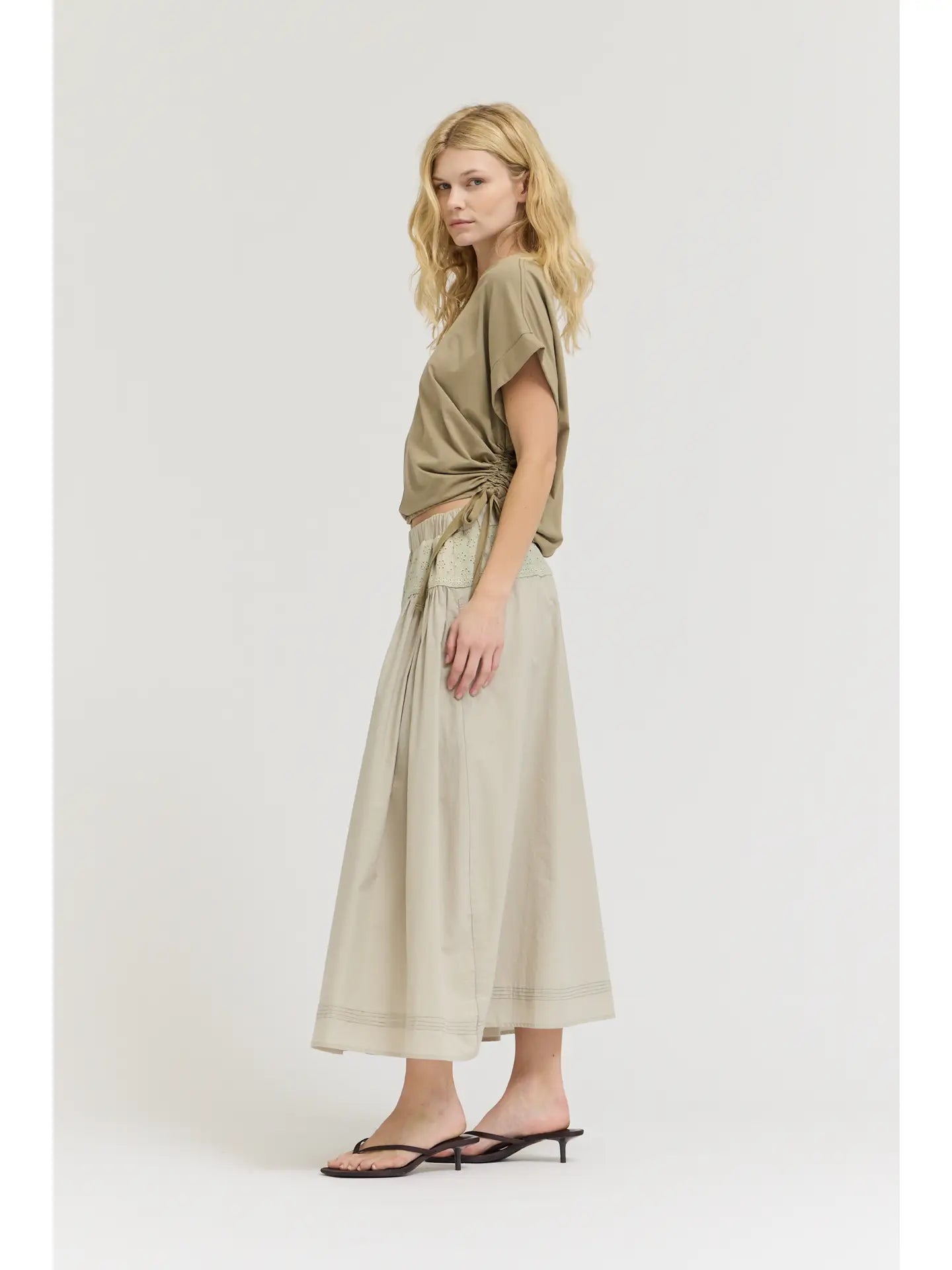 Side Scrunch Sage Tee