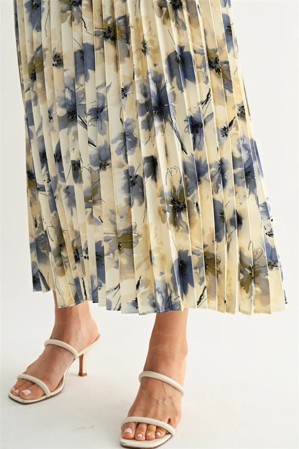 Pleated Joan Skirt