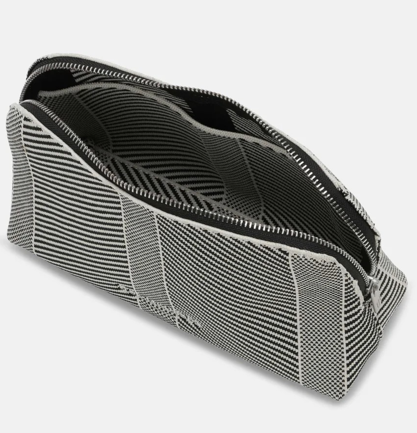 Isle Jacobsen - Makeup Bag - Milk Creme