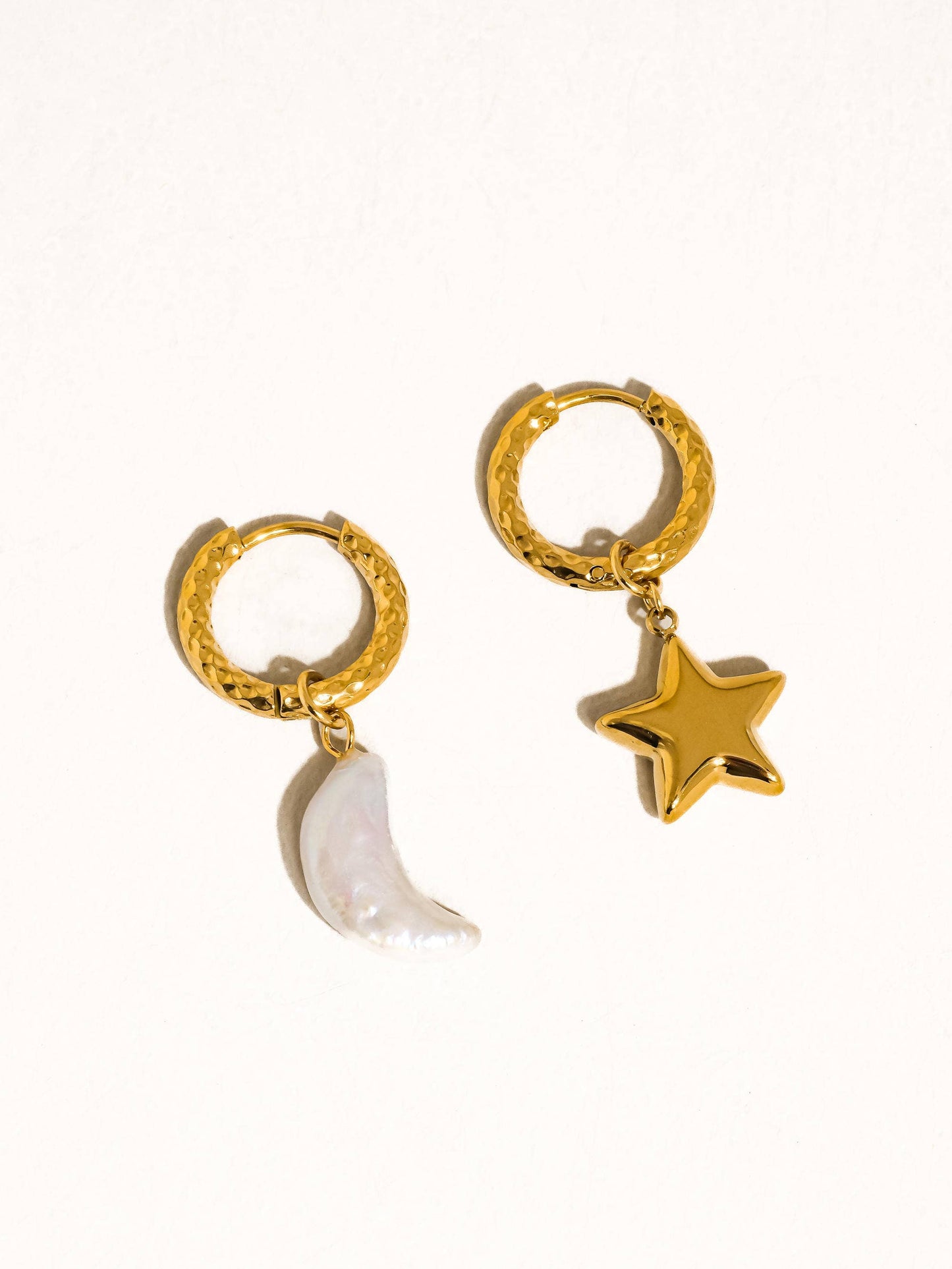 Mismatch Moon and Star Earring