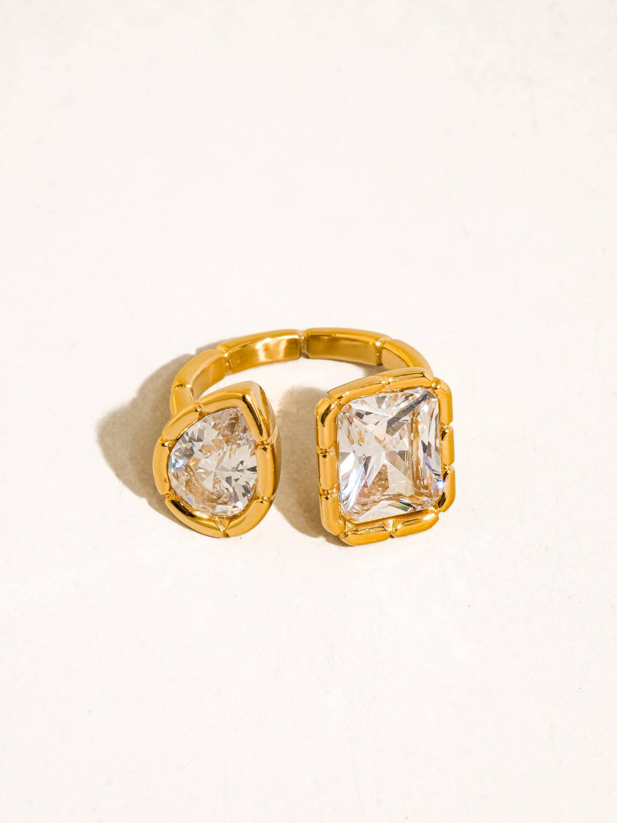 Serréa 18K Gold Adjustable Ring