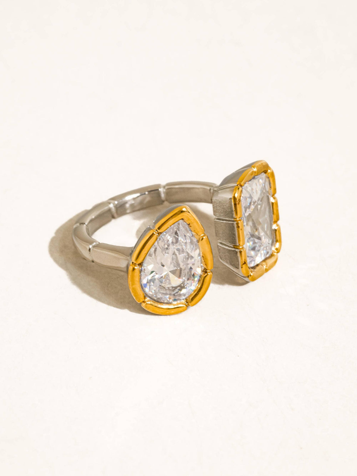 Serréa 18K Gold Adjustable Ring